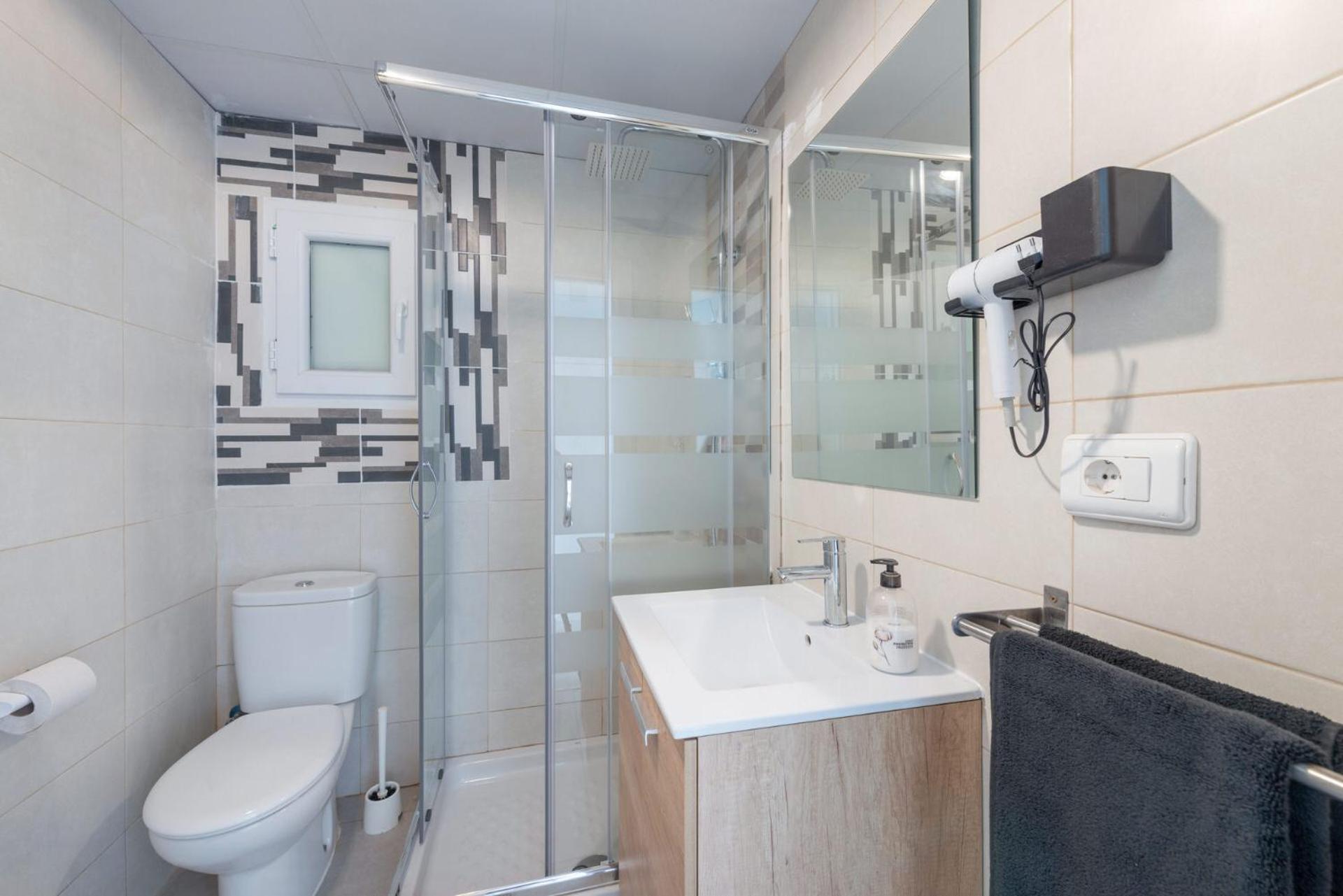 Beetroot, Jedes Zimmer Verfuegt Ueber Smart Tv , Eigenes Bad Mit Regendusche Und Balkon Llucmajor  Bagian luar foto