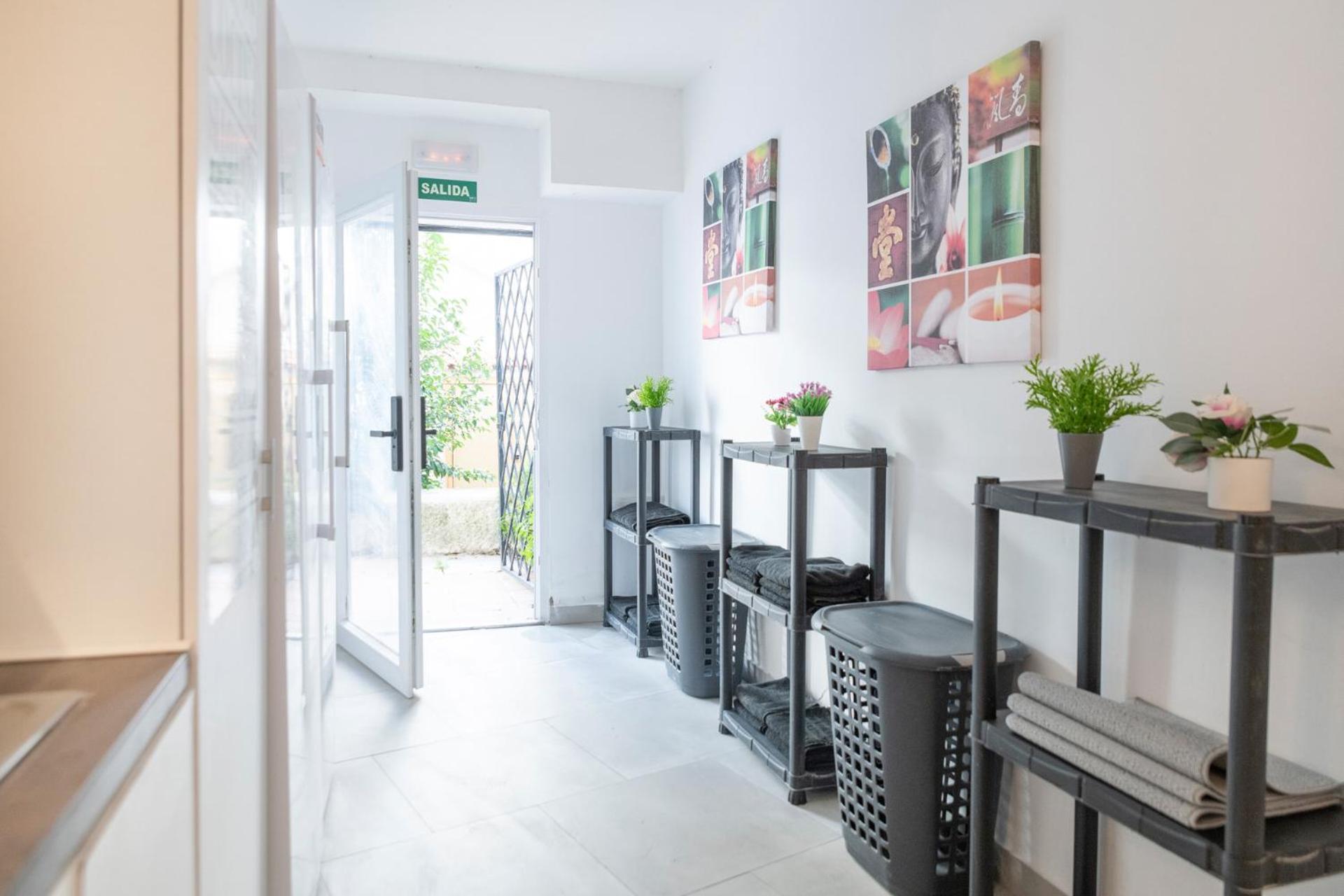 Beetroot, Jedes Zimmer Verfuegt Ueber Smart Tv , Eigenes Bad Mit Regendusche Und Balkon Llucmajor  Bagian luar foto