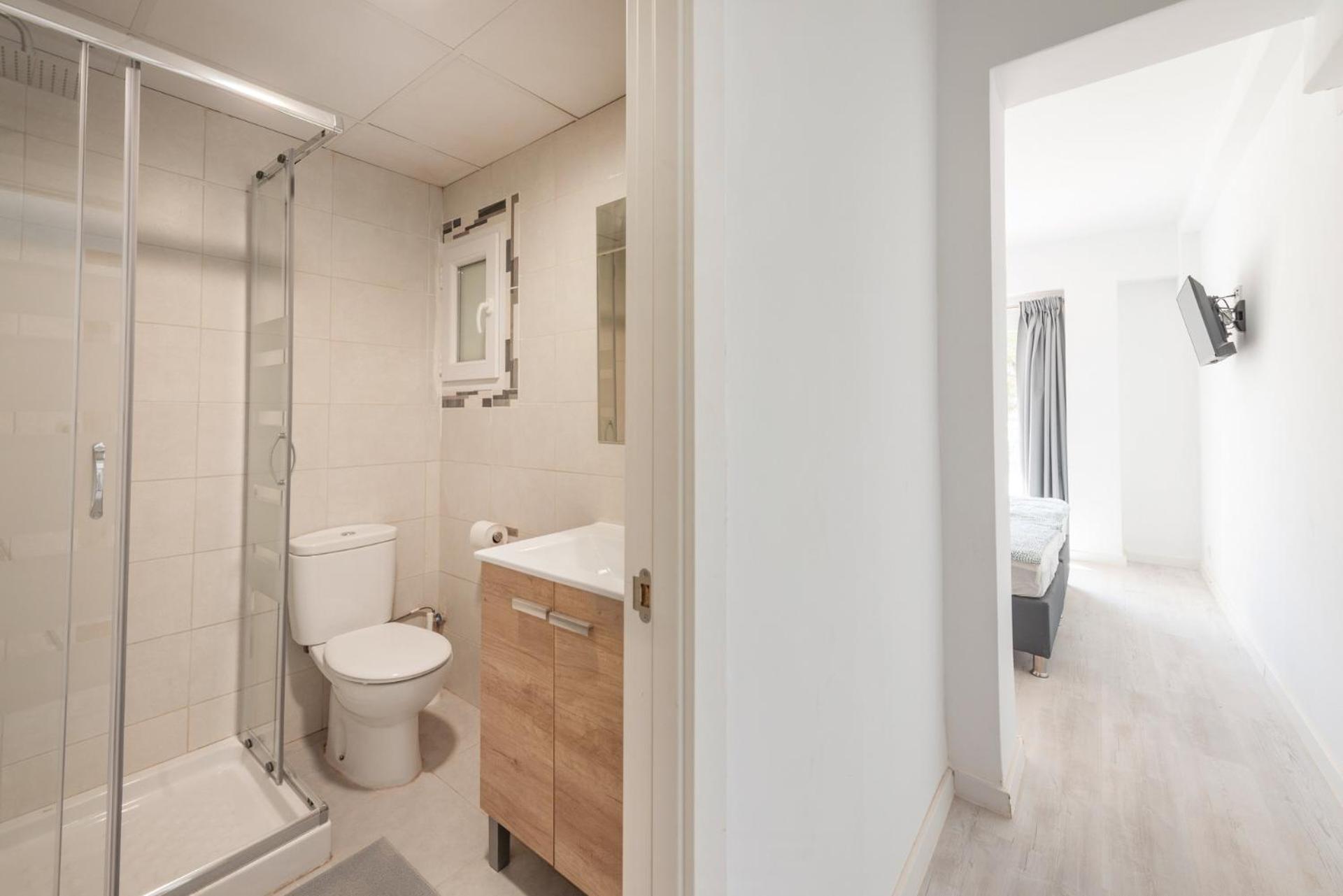 Beetroot, Jedes Zimmer Verfuegt Ueber Smart Tv , Eigenes Bad Mit Regendusche Und Balkon Llucmajor  Bagian luar foto